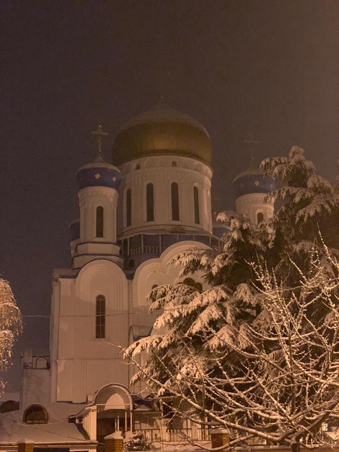 Арт Квартира В Центрі Міста Uzjhorod Eksteriør bilde